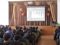 Политчас «Защитники Отечества: современная обстановка в мире через призму службы в армии»